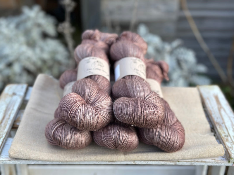 Titus 4ply in Oak (Dyelot 030226)