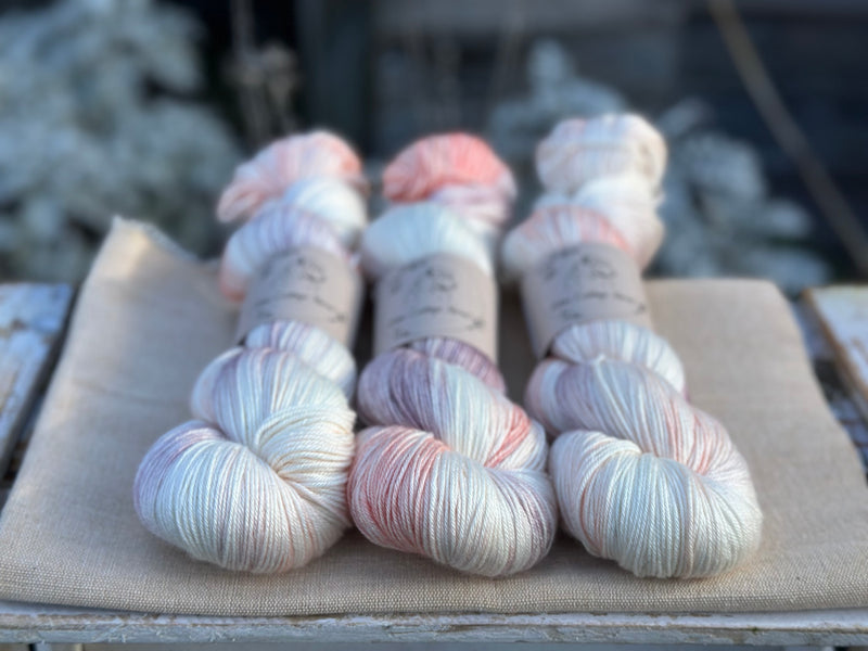 Titus 4ply in Straw Daisy (Dyelot 030226)