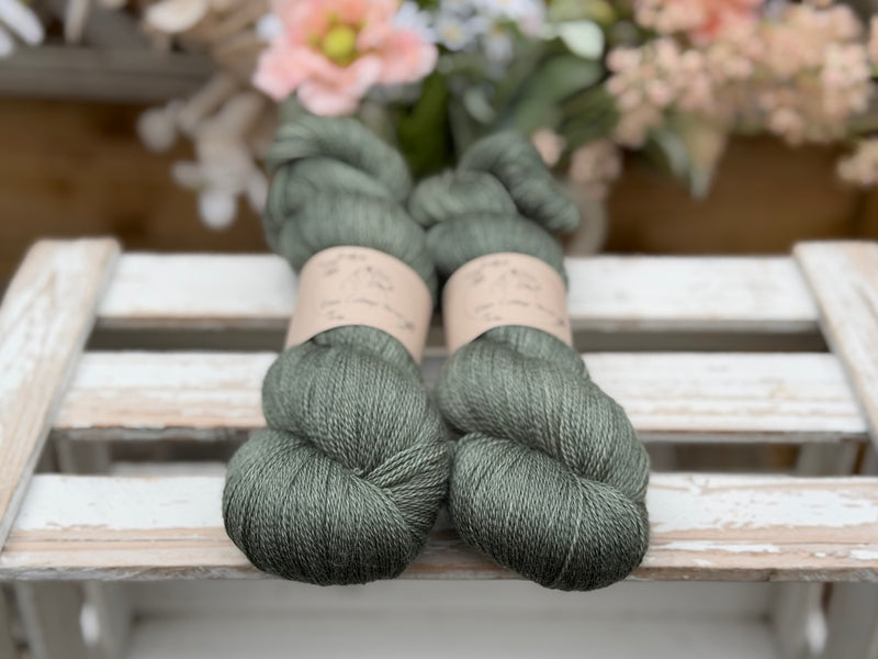 Titus Lace in Cedar (Dyelot 240726)