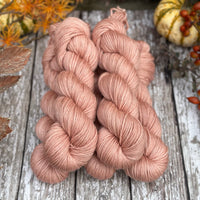 Pendle DK in Rambling Rose (Dyelot 271025)