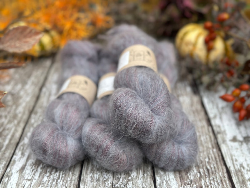 Eldwick Lace in Heliotrope (Dyelot 240925)