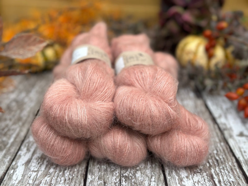 Eldwick Lace in Rambling Rose (Dyelot 240925)