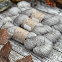 Titus 4ply in Echinops (Dyelot 230925)