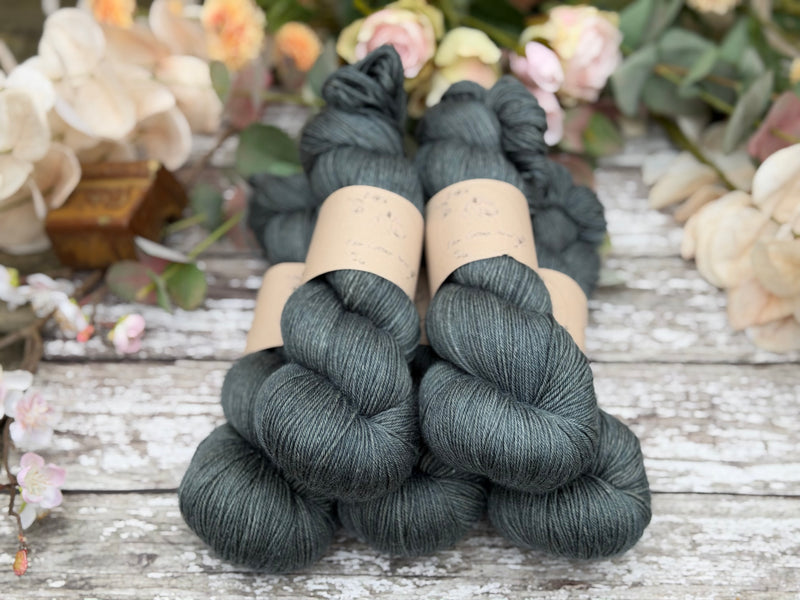 Titus 4ply in Ink (Dyelot 210326)