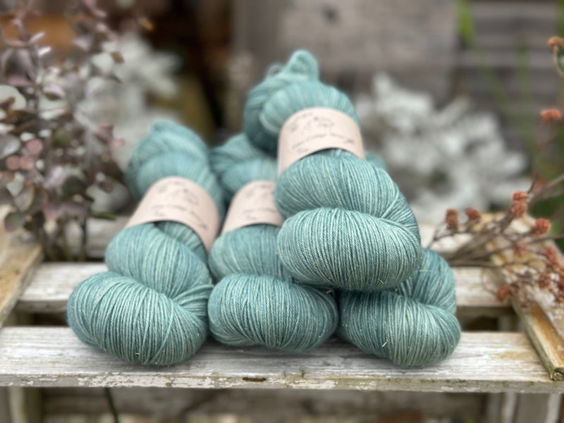 Rosedale 4ply in Waterfall (Dyelot 061125)