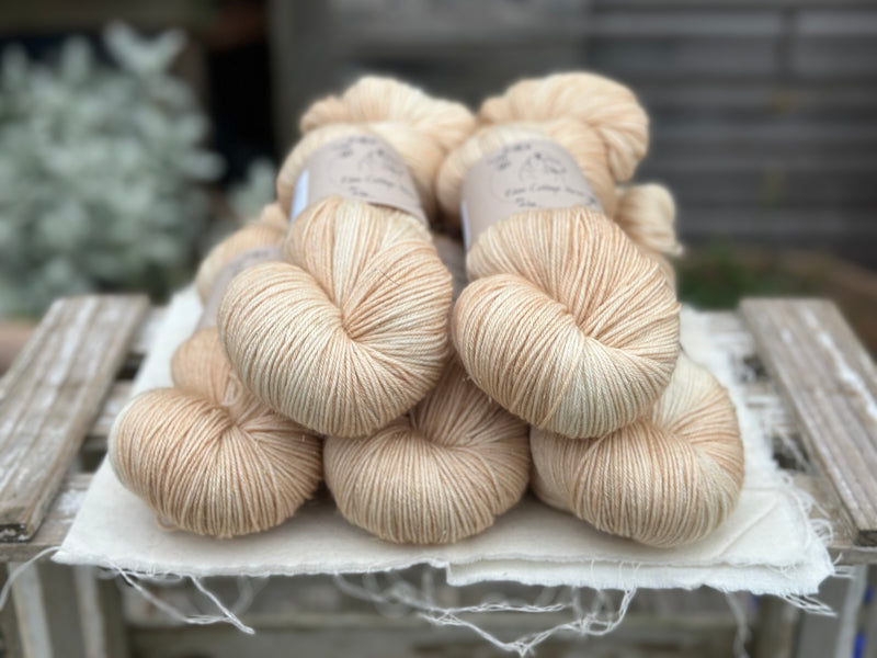 Rosedale 4ply in Whispering Grass (Dyelot 070525)