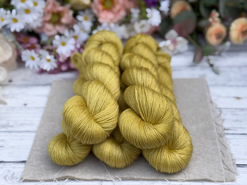 Titus 4ply in Hazel (Dyelot 070526)
