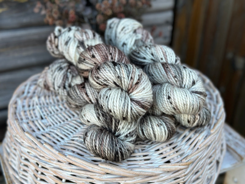 Pendle Chunky in Snowy Owl (Dyelot 181225)