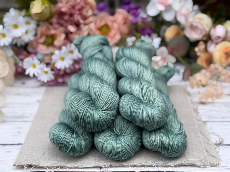 Titus 4ply in Waterfall (Dyelot 070526)