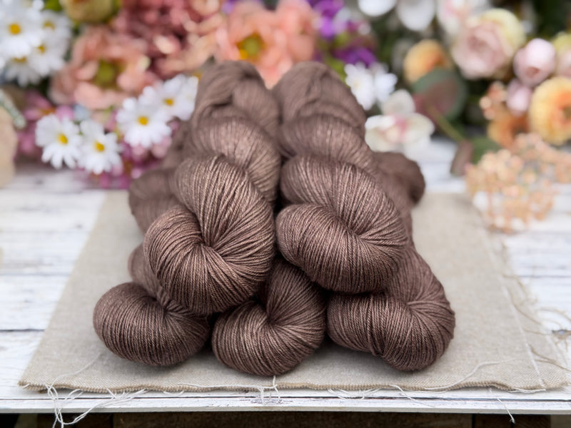 Titus 4ply in Compost (Dyelot 070526)