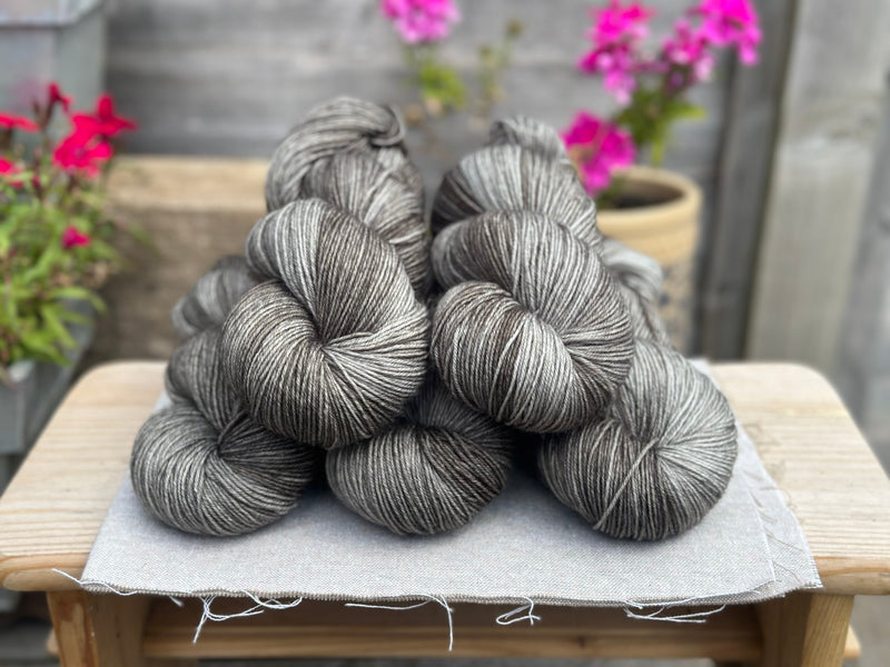 Tempo 4ply in Dry Stone Wall (dyelot 240525)