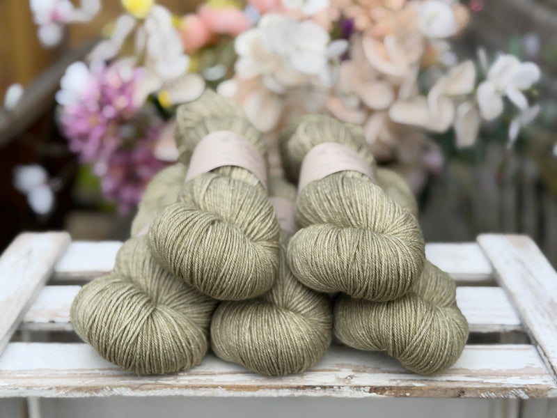 Rosedale 4ply in Hedgerow (Dyelot 220526)