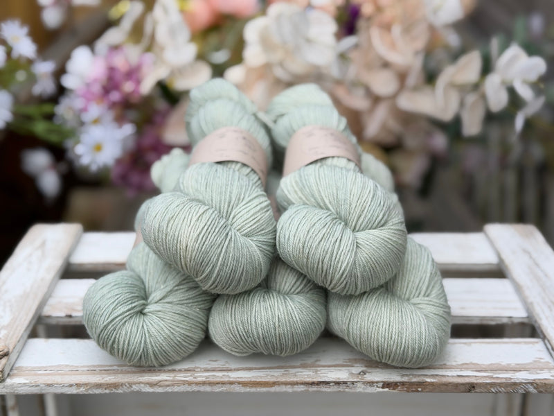 Rosedale 4ply in Silver Birch (Dyelot 220526)