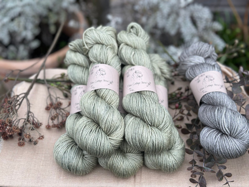 Titus DK in Hedgerow (Dyelot 010525)