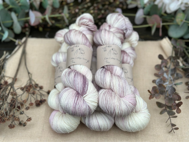 Pendle Sport in Cyclamen (Dyelot 29026)