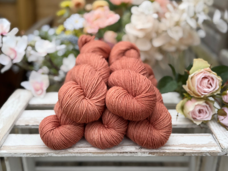 Hayton 4ply in Tomato (Dyelot 110626)