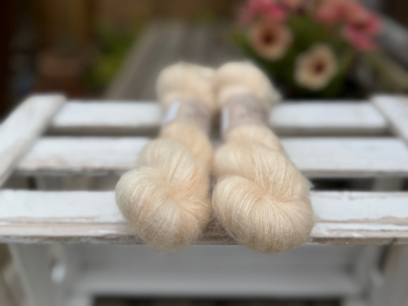 Eldwick Lace in Linen (Dyelot 180626)