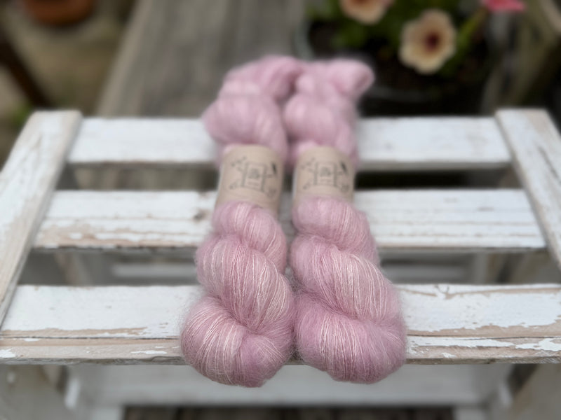 Eldwick Lace in Antique Rose (Dyelot 180626)