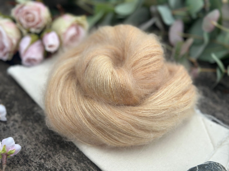 Eldwick Lace in Sand (Dyelot 200625)