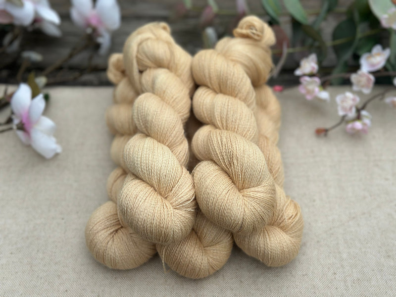 Askham Lace in Sand (dyelot 030725)