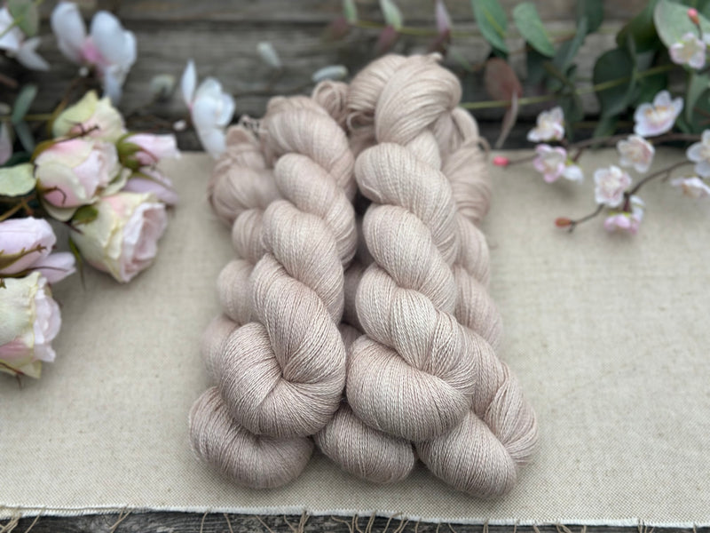 Askham Lace in Driftwood (dyelot 030725)