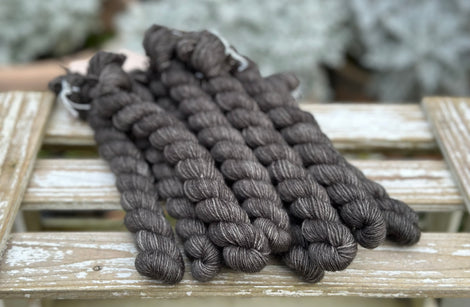 Brimham 4ply Mini Skein in Charcoal (Dyelot 041124)