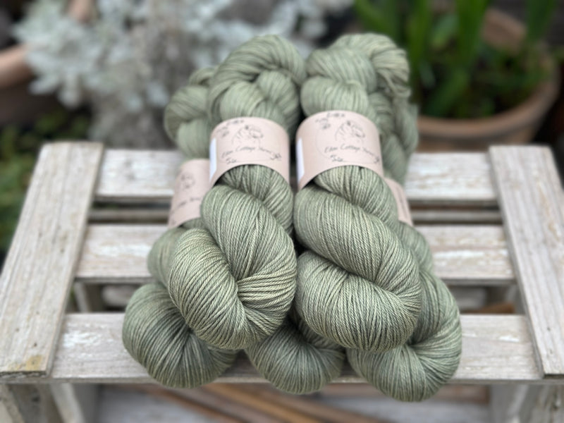 Pendle Sport in Ivy (Dyelot 270825)