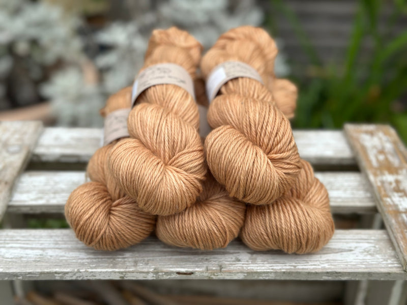 Pendle DK in Falling Leaves (Dyelot 120925)