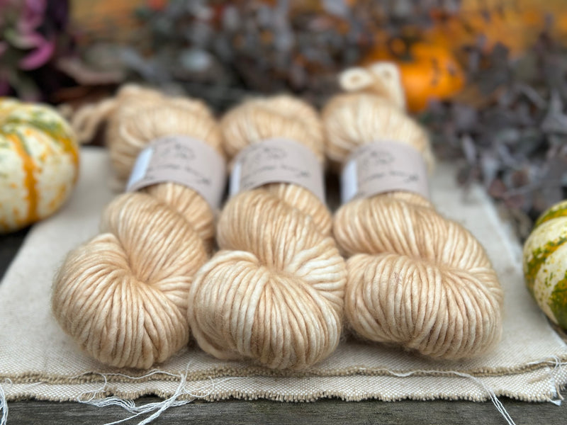 Carlisle Chunky in Whispering Grass (Dyelot 101224)