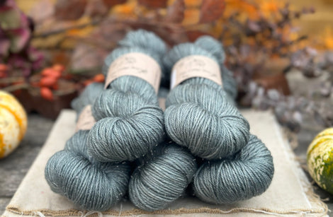 Silverdale DK in Hyssop (Dyelot 220925)