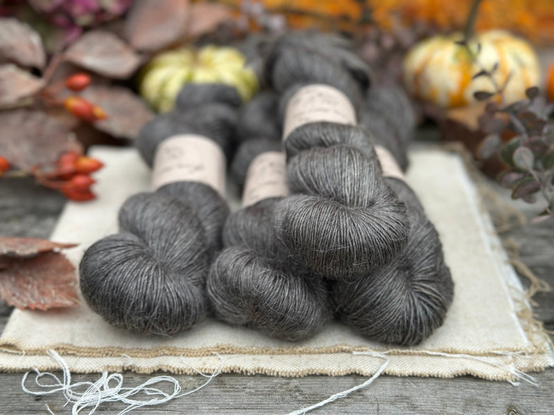 Coniston Fingering in Charcoal (Dyelot 250925)