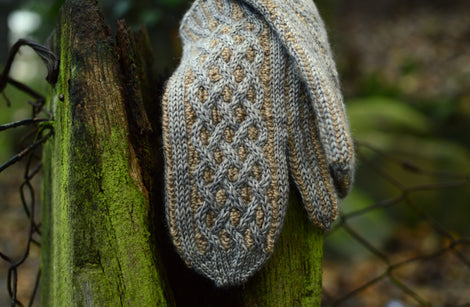 Brigantia - knitted mittens pattern: Digital Download