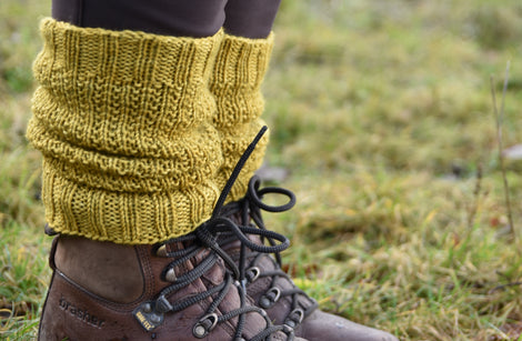 Follifoot Legwarmers knitting pattern: Digital Download