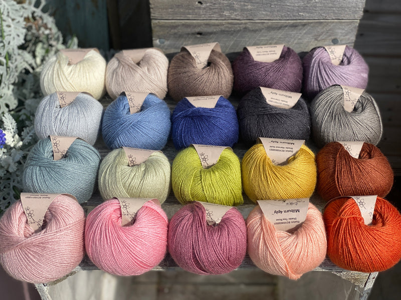 All 20 shades of Milburn 4ply shown in the sunshine