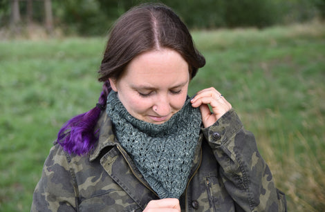 Gatekeeper Cowl knitting pattern: Digital Download