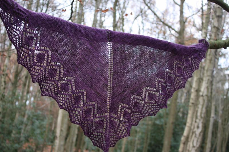 Ullswater by Victoria Magnus: Knitted Shawl Kit