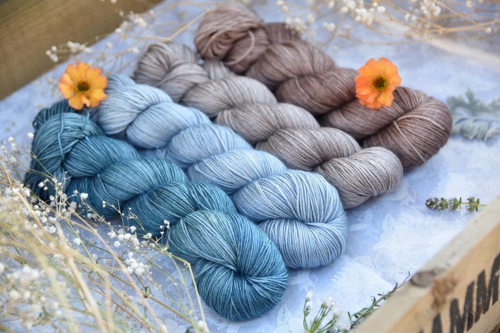 What does semi-solid mean? Your guide to hand dyed yarns..