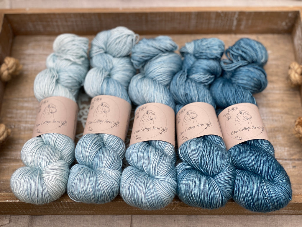 What can I make with a 4ply/Fingering Five Skein Fade Set?