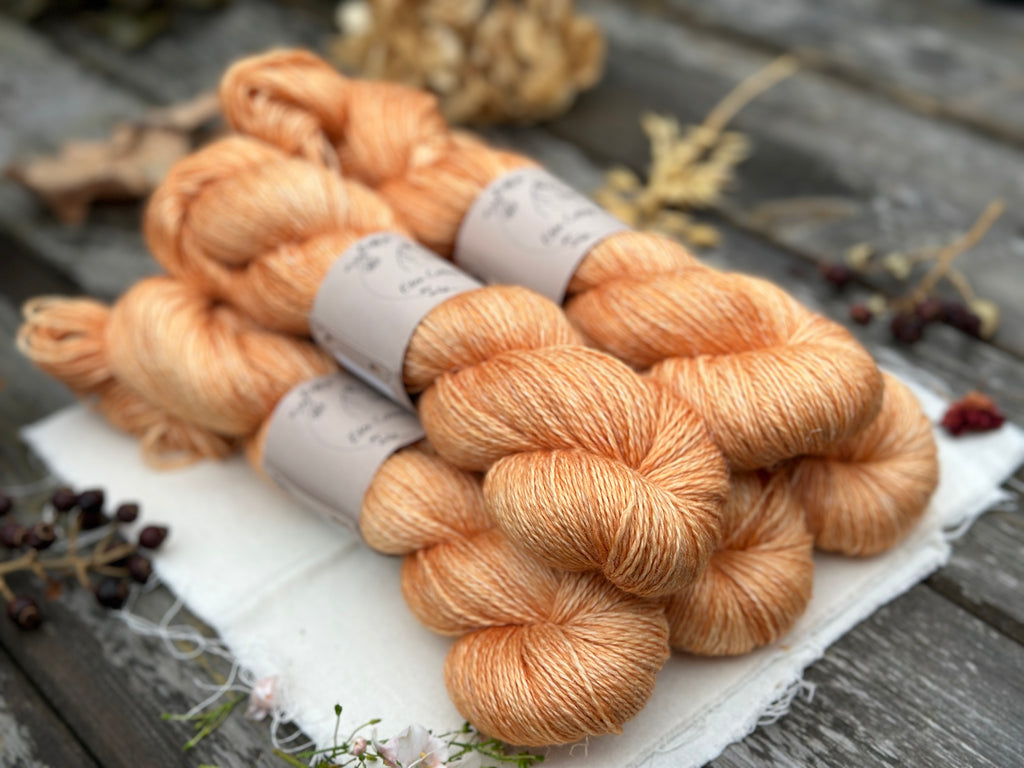 Keld Twist: Projects and Patterns using this merino linen yarn
