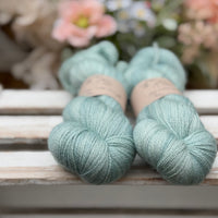 Titus Lace in Waterfall (Dyelot 240726)