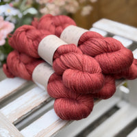 Titus 4ply in Red Kite (Dyelot 220726)
