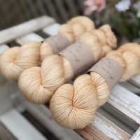 Titus 4ply in Whispering Grass (Dyelot 060826)