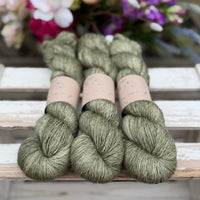 Keld Fingering in Ivy (Dyelot 020826)