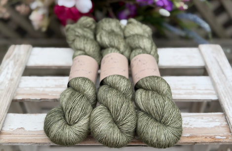 Keld Fingering in Ivy (Dyelot 020826)