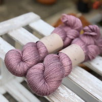 Titus Lace in Heliotrope (Dyelot 230926)
