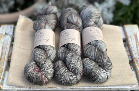 Titus 4ply in A Murder Of Crows (Dyelot 030226)