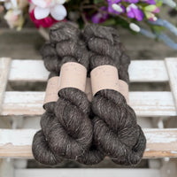 Keld Fingering in Charcoal (Dyelot 020826)
