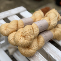 Titus 4ply in Sand (Dyelot 080926)