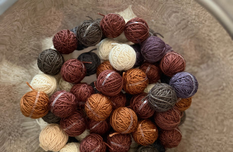 5 x Autumn themed 4ply Yarnlings®. (25g)