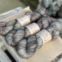 Titus 4ply in A Murder Of Crows (Dyelot 030226)